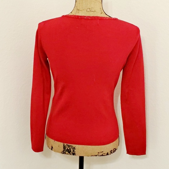Petite Sophisticate•Rich red top/sweater•beads - Picture 7 of 8